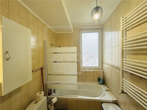 Casa cu 82 mp utili, gradina de 30 mp, Calea Cisnadiei - imagine 14