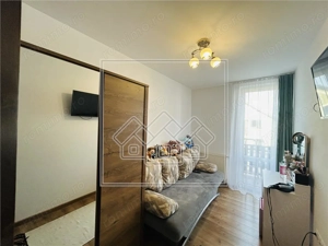 Casa cu 82 mp utili, gradina de 30 mp, Calea Cisnadiei - imagine 7