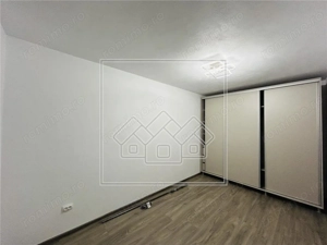 Ap decomandat, la cheie, 55 mp utili + balcon, Cisnadie - imagine 14