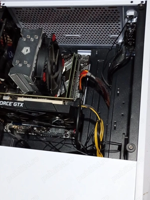 Vând unitate centrala PC +monitor  .