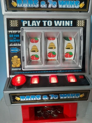 Joc tip pacanea cu baterii - imagine 5