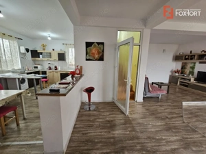 Casa individuala cu 7 camere, spatioasa in Sofronea - imagine 2