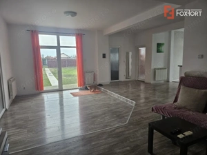 Casa individuala cu 7 camere, spatioasa in Sofronea - imagine 4