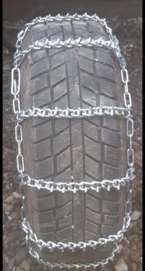 De vânzare lanțuri antiderapante pentru jeepuri 