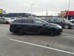 Vând TOYOTA Avensis 1.8  - imagine 5