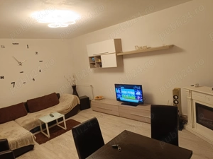 Închiriez apartament 2 camere, și curte proprie