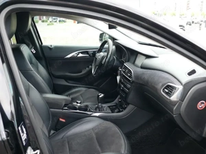 INFINITI Q 30 AN 2018 EURO 6 - motorizare 1.5 diesel  - imagine 8