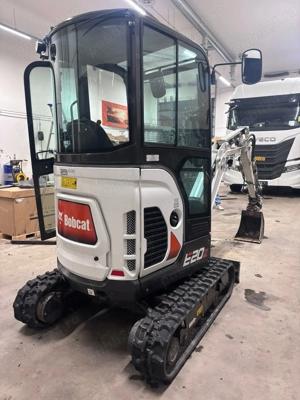 Bobcat E20Z   Mini-excavator aproape nou, 115 ore, model 2021 - imagine 4