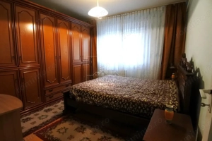 Zona Nord - 22 Decembrie - apartament 3 camere decomandate - 72.000 EURO - imagine 4