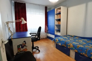 Zona Nord - 22 Decembrie - apartament 3 camere decomandate - 72.000 EURO - imagine 5