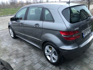 Mercedes-Benz B 180 BlueEFFICIENCY - imagine 3