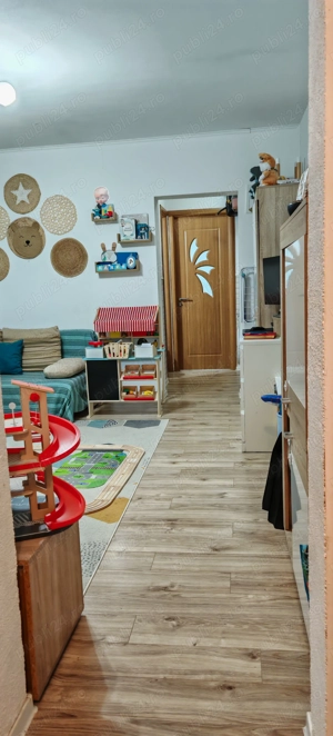 Vând apartament  - imagine 8