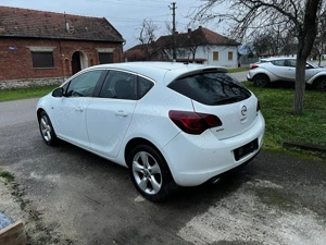 Opel Astra 2.0 cdti-an 2011 - imagine 4