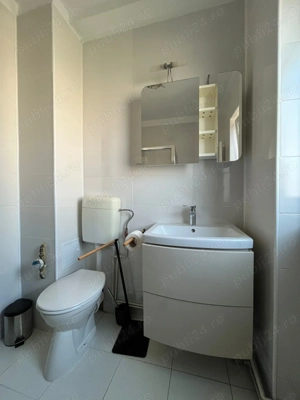 Garsoniera de inchiriat cu CENTRALA proprie - Calea Victoriei, Moxa, vis a vis de Liceul Enescu - imagine 2