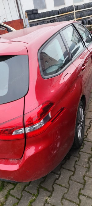 Dezmembrez / dezmembrari piese auto Peugeot 308 II T9 SW 2021 motor 1.2THP benz HN05 HNS 39.120 km  - imagine 4