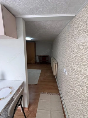 Inchiriez apartament cu o camera, 20-30mp, in zona centrala, la casa - imagine 3