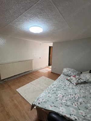 Inchiriez apartament cu o camera, 20-30mp, in zona centrala, la casa - imagine 6