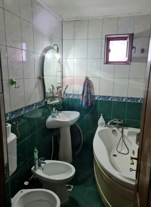 Apartament cu 4 camere  în zona Ultracentrala( Primaria Focsani) - imagine 7