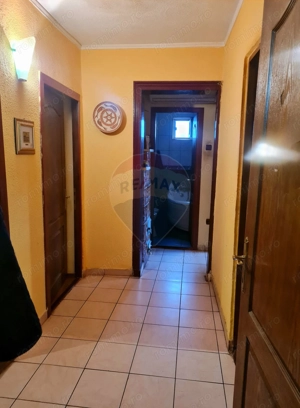 Apartament cu 4 camere  în zona Ultracentrala( Primaria Focsani) - imagine 5