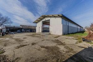 De închiriat spațiu pentru depozitare 300mp + curte 650mp Feldioara - imagine 10