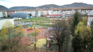 Apartament 3 camere decomandate – zonă excelentă, cartier Vitrometan