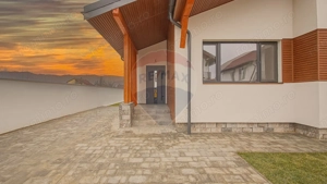 Comision 0 %! Casă cu 4 camere de vânzare în zona Stupini! - imagine 3