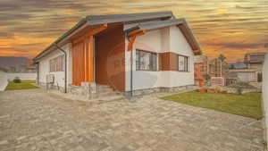 Comision 0 %! Casă cu 4 camere de vânzare în zona Stupini! - imagine 2