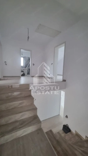 Casa individuala de vanzare cu 4 camere si garaj, Giarmata - imagine 9