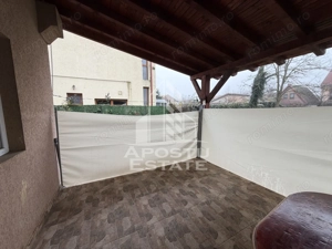 Casă individuală , curte mare , terasă acoperită , Zona Plopi - imagine 13