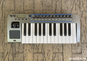 NOVATION XioSynth x25 synth   controler midi