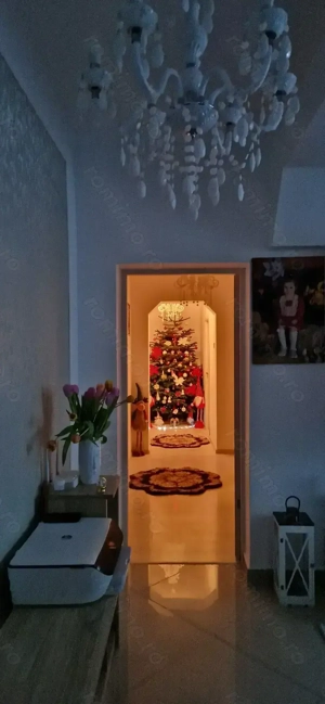 Apartament 3 camere de vanzare 