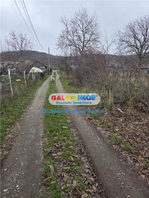 Vindem teren intravilan 1000 mp in Calinesti , dubla deschidere