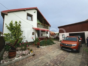 Casa individuala de vanzare 5 camere parcare si garaj Selimbar