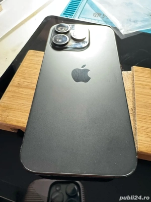 vand iphone 15 pro 128gb negru folosit 