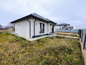 Casa plan parter, 85 mp, 3 camere, teren 350 mp, zona Visani - imagine 3