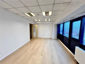 Etaje Renovate in Centrul Civic pentru Birouri - imagine 11