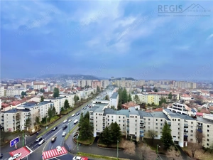 Etaje Renovate in Centrul Civic pentru Birouri - imagine 5