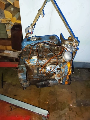 Motor Diesel Tractor 445 - imagine 3