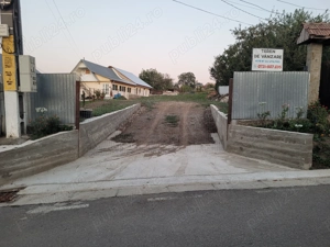 Vând teren loc de casa cu utilitati - imagine 2