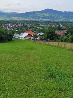 Vând teren loc de casa cu utilitati - imagine 4