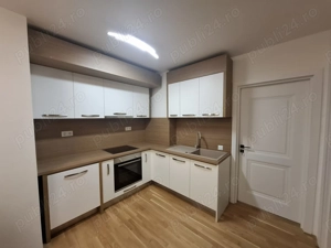 str. Lascar Pana (central)   BLOC NOU   chirie apartament cu 2 camere + balcon + parcare subterana - imagine 3