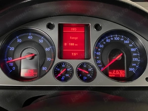 Volkswagen Passat Variant 1.8 Benzina 160 CP 2009 - imagine 14