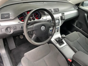 Volkswagen Passat Variant 1.8 Benzina 160 CP 2009 - imagine 16