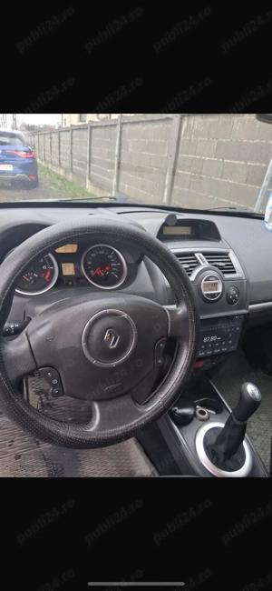Renault Megane  - imagine 3