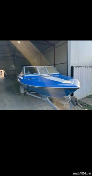 vand ambarcatiune glastron 5.20