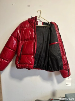 Geacă de iarnă Bershka pentru bărbați   Nouă, cu etichetă!