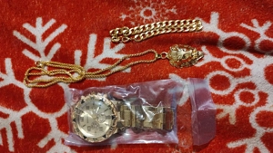 Vând imitații lanț și ceasuri quarț 