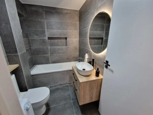 Închiriez apartament ULTRACENTRAL și ultrafinisat în bloc nou.