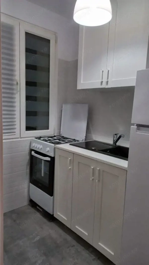 Garsoniera renovata complet, lângă Metrou Titan și Parcul IOR