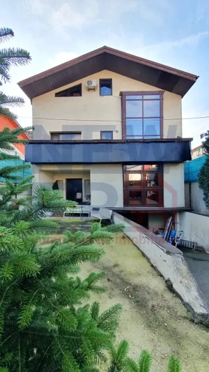 Casa de VANZARE in sector 5 Str. Antiaeriana resedinta sau after school